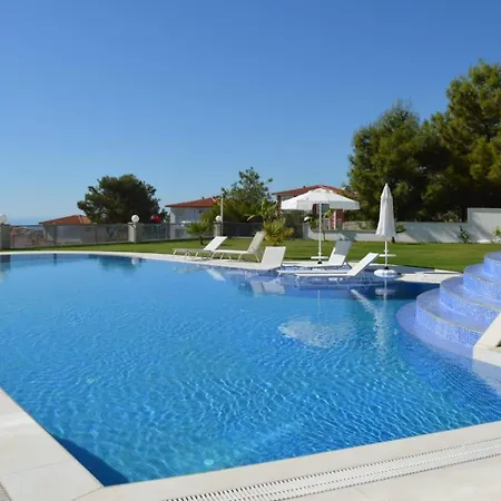 Yalcin Poolfloor Villa Kusadasi