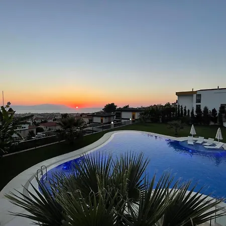 Yalcin Poolfloor * Kusadasi