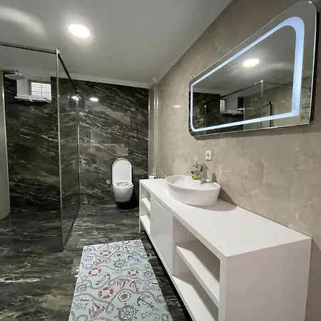 Yalcin Poolfloor Villa Kusadasi